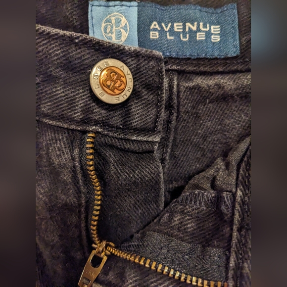 Vintage Plus Size Black Denim Jeans with Two Tone Button- Avenue Blues - Picture 1 of 6